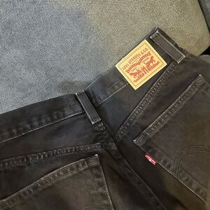 Black Levi’s jeans